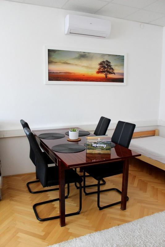 Apartmanovy Dom Stummerova Topolcany Luaran gambar