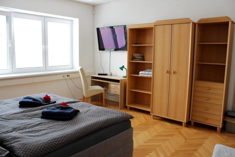 Apartmanovy Dom Stummerova Topolcany Luaran gambar